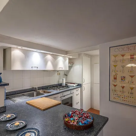 Le Volte Air Conditioned Loft Piza